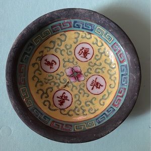 Japanese Porcelain Dish great condition